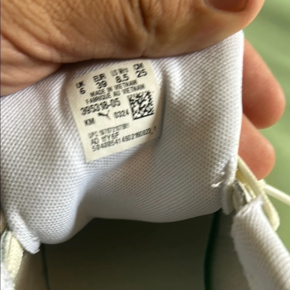 Puma these white
